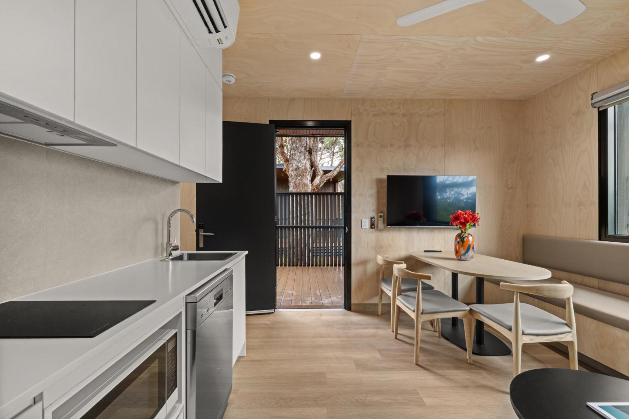 Discovery Parks - Lane Cove Sydney Room photo